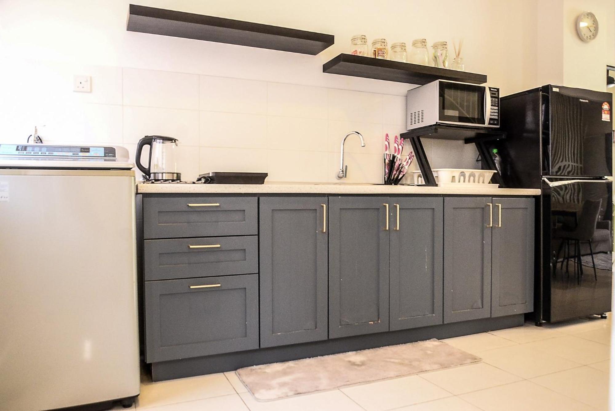 Modern 4br Double Storey @ Setia Alam Holiday home Shah Alam